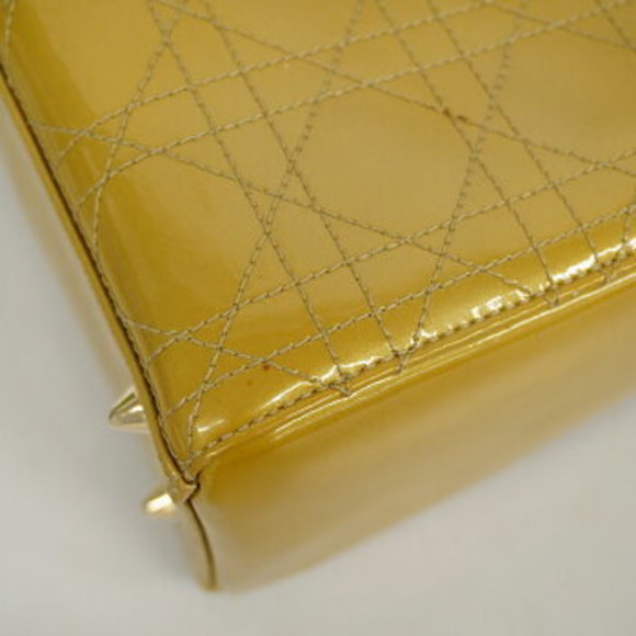 Christian Dior Lady Dior Patent Leather Shoulder Bag - Picture 13 of 15